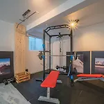 Appartement Tirola Bude Resi 1 *